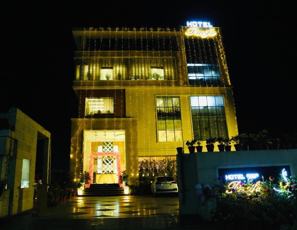 Hotel Pacific Roorkee Zewnętrze zdjęcie