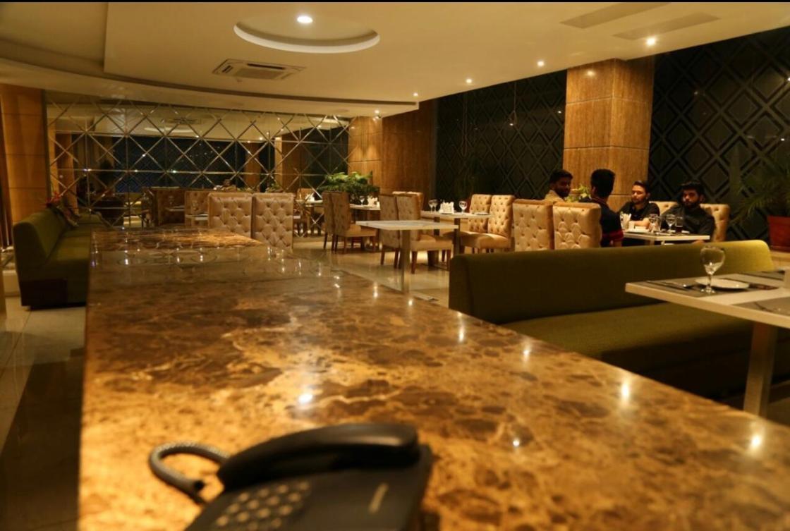 Hotel Pacific Roorkee Zewnętrze zdjęcie