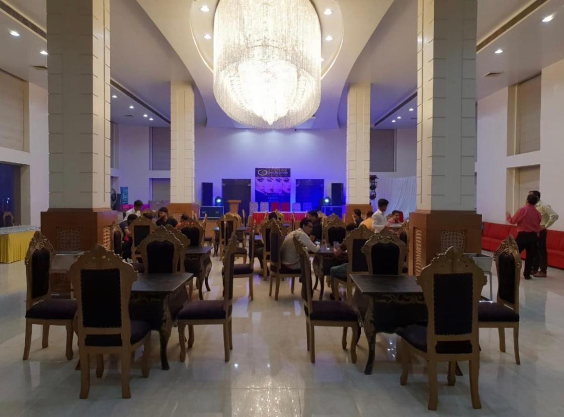 Hotel Pacific Roorkee Zewnętrze zdjęcie